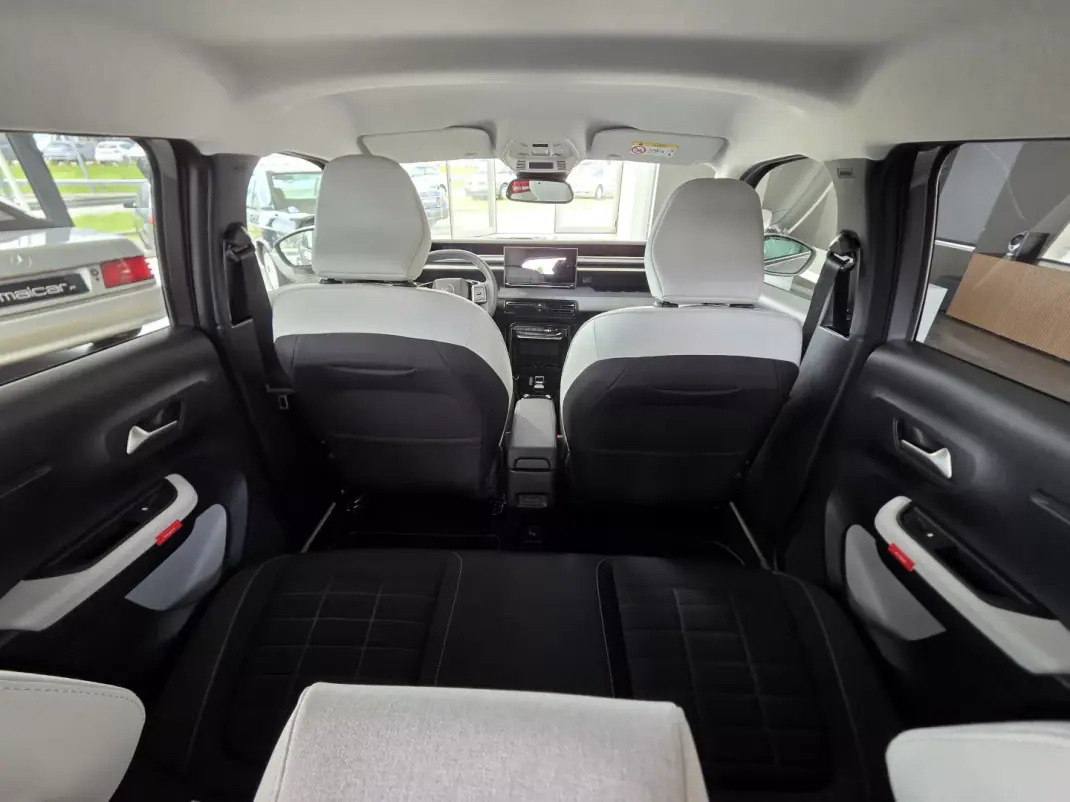 Citroën e-C3 2025 - 20499 EUR, 7487 km - AUTO.MOTO.pt - 7487km - foto 32 de 32