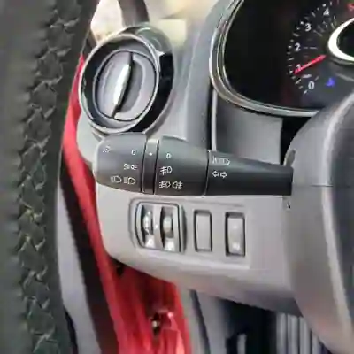 Renault Clio Sport Tourer 2019 - 12900 EUR, 109856 km - 109856km - foto 7 de 15
