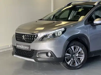 Peugeot 2008 2018 - 11990 EUR, 110000 km - 110000km - foto 32 de 36