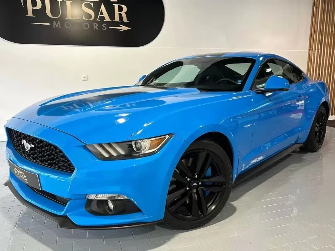 Ford Mustang 2017 - 53900 EUR, 24000 km - AUTO.MOTO.pt - 24000km - foto 2 de 12