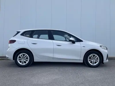 BMW 225xe Active Tourer 2023 - 28900 EUR, 114998 km - AUTO.MOTO.pt - 114998km - foto 5 de 11