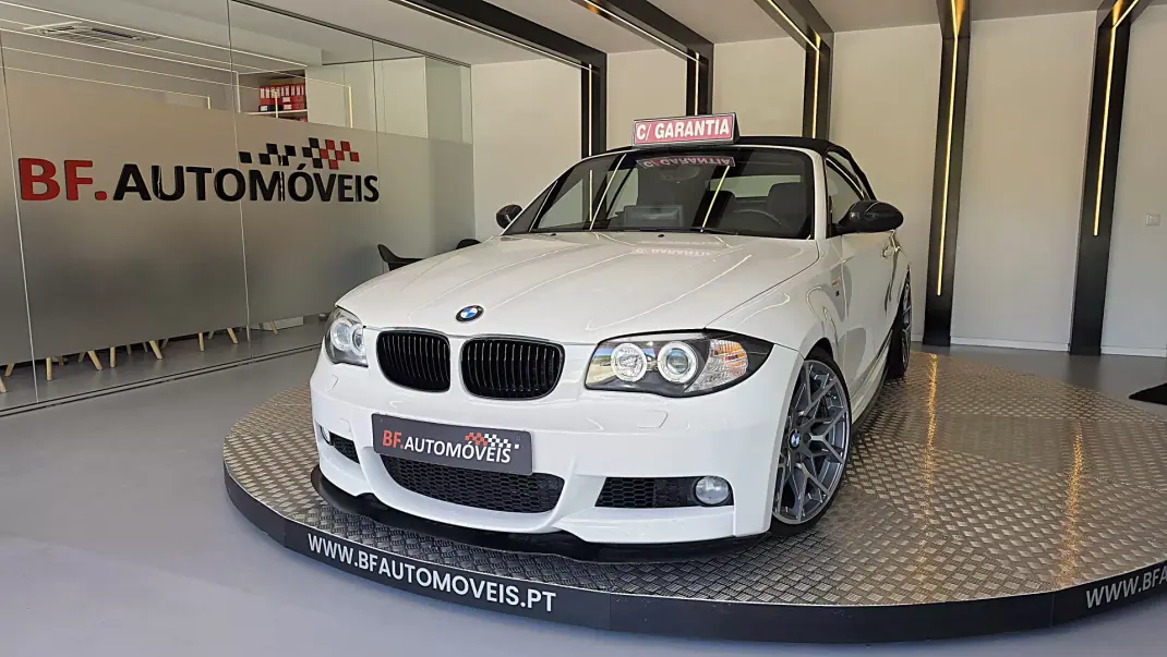 BMW 118 2009 - 12900 EUR, 225191 km - AUTO.MOTO.pt - 225191km - foto 1 de 61
