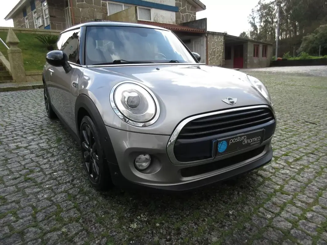 MINI 3 Portas 2018 - 18490 EUR, 164000 km - AUTO.MOTO.pt - 164000km - foto 10 de 53