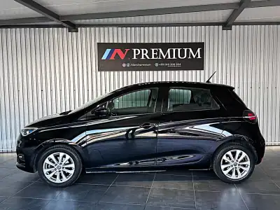 Renault Zoe 2020 - 16500 EUR, 105000 km - AUTO.MOTO.pt - 105000km - foto 7 de 34