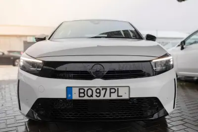 Opel Corsa 2025 - 18500 EUR, 20820 km - AUTO.MOTO.pt - 20820km - foto 4 de 12