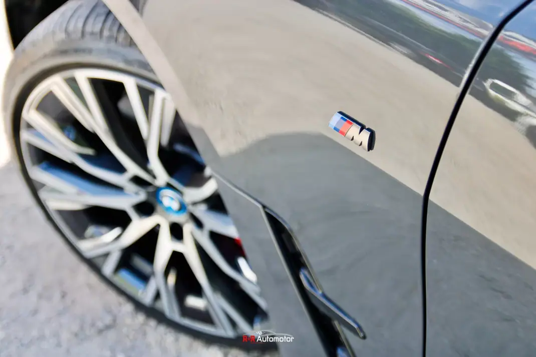 BMW i4 2022 - 49800 EUR, 37000 km - AUTO.MOTO.pt - 37000km - foto 6 de 31