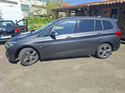 BMW 216 Gran Tourer 2018 - 17350 EUR, 130769 km - AUTO.MOTO.pt - 130769km - foto 3 de 26