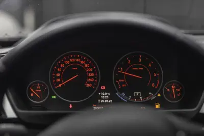 BMW 420 2016 - 19500 EUR, 199992 km - AUTO.MOTO.pt - 199992km - foto 19 de 27