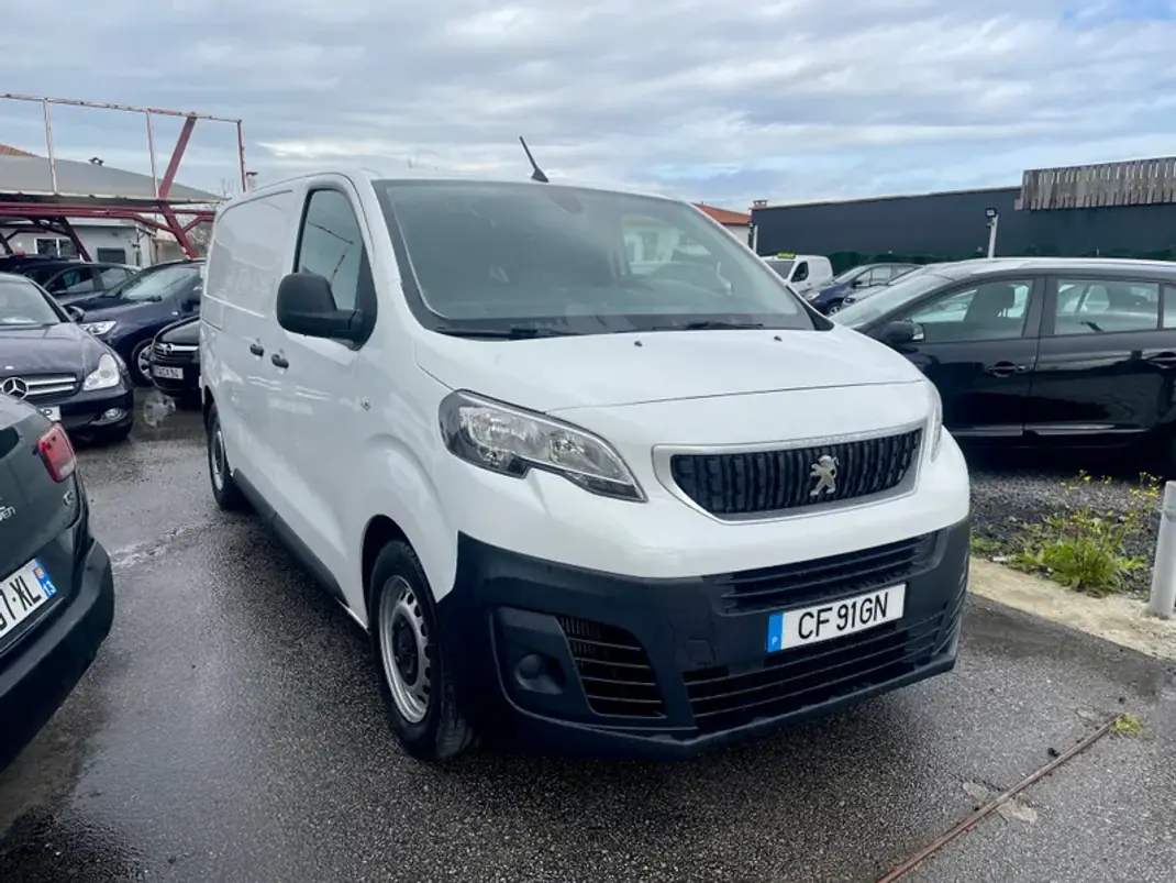 Peugeot Expert 1.5 BlueHdi L2H1 Pro Standard 2019 - 16750 EUR, 141859 km - AUTO.MOTO.pt - 141859km - foto 3 de 18