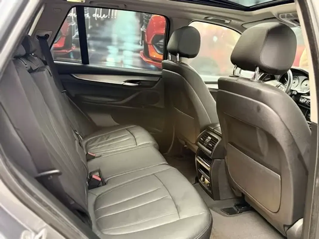 BMW X5 2015 - 25750 EUR, 162000 km - 162000km - foto 11 de 15