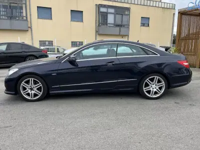 Mercedes-Benz E 250 2010 - 15950 EUR, 324000 km - AUTO.MOTO.pt - 324000km - foto 8 de 28