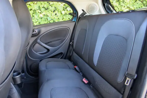 Smart ForFour 2020 - 12500 EUR, 34500 km - 34500km - foto 14 de 17