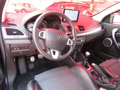 Renault Mégane Coupe 2010 - 9949 EUR, 225100 km - 225100km - foto 18 de 41