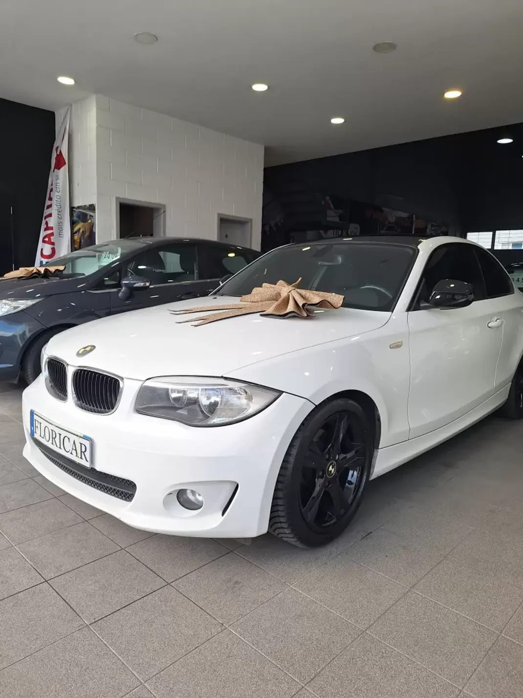 BMW 118 2011 - 11900 EUR, 243000 km - 243000km - foto 18 de 22