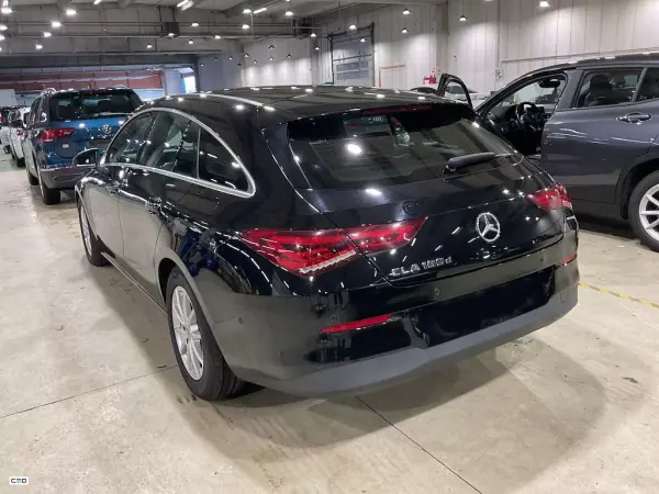 Mercedes-Benz CLA 180 2021 - 25900 EUR, 119616 km - AUTO.MOTO.pt - 119616km - foto 3 de 8