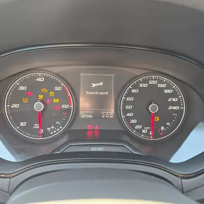 SEAT Ibiza 2019 - 10550 EUR, 179000 km - AUTO.MOTO.pt - 179000km - foto 3 de 7