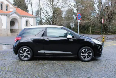 Citroën DS3 2012 - 8990 EUR, 207000 km - AUTO.MOTO.pt - 207000km - foto 3 de 27