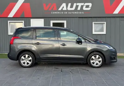 Peugeot 5008 2015 - 9900 EUR, 214000 km - AUTO.MOTO.pt - 214000km - foto 4 de 26