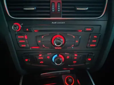 Audi A4 Avant 2009 - 12950 EUR, 231500 km - AUTO.MOTO.pt - 231500km - foto 34 de 36