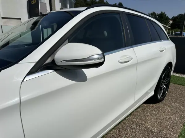 Mercedes-Benz C 180 2015 - 12900 EUR, 280000 km - AUTO.MOTO.pt - 280000km - foto 22 de 69