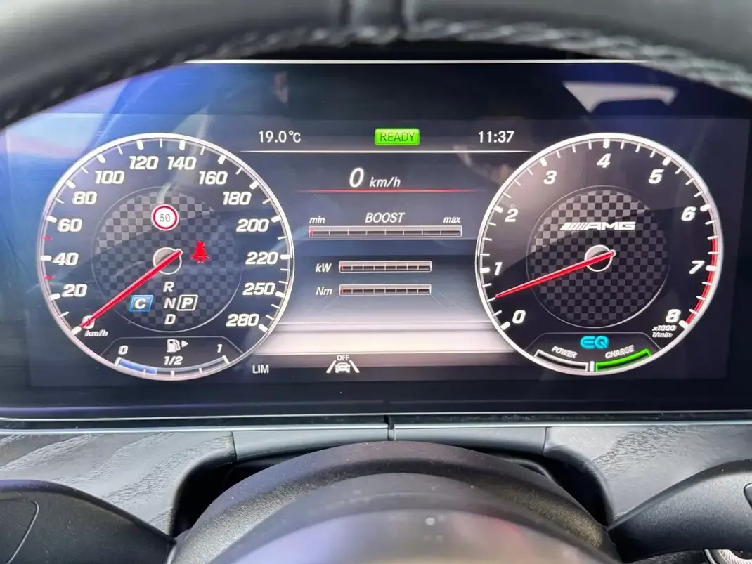 Mercedes-Benz E 53 AMG 2019 - 55800 EUR, 99400 km - 99400km - foto 46 de 50