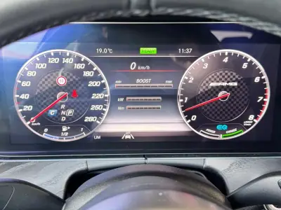 Mercedes-Benz E 53 AMG 2019 - 55800 EUR, 99400 km - 99400km - foto 46 de 50