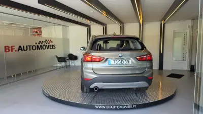 BMW X1 2016 - 22500 EUR, 76896 km - AUTO.MOTO.pt - 76896km - foto 17 de 61