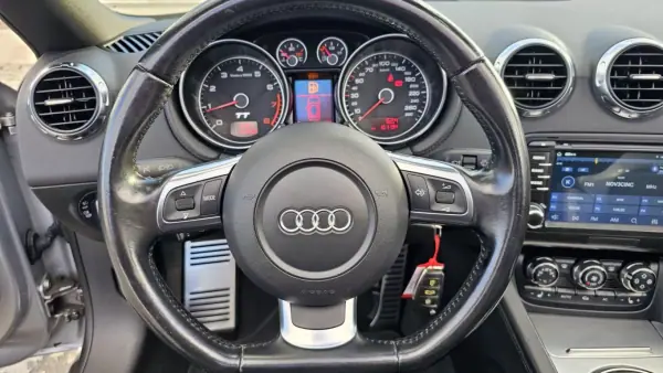 Audi TT Roadster 2007 - 14900 EUR, 151194 km - 151194km - foto 28 de 51