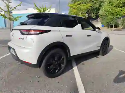 DS DS3 Crossback 2019 - 13000 EUR, 110000 km - 110000km - foto 7 de 13