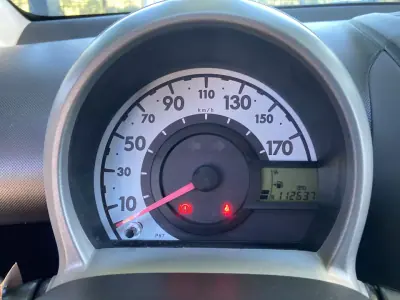 Toyota Aygo 2010 - 6350 EUR, 112661 km - 112661km - foto 11 de 19