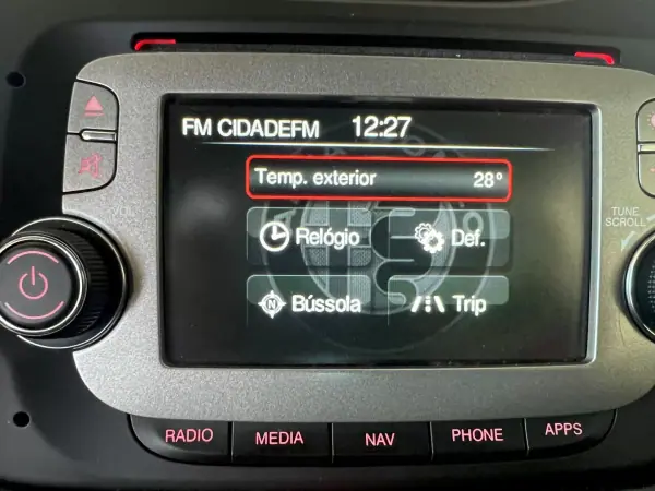 Alfa Romeo MiTo 2016 - 8900 EUR, 137500 km - AUTO.MOTO.pt - 137500km - foto 73 de 96