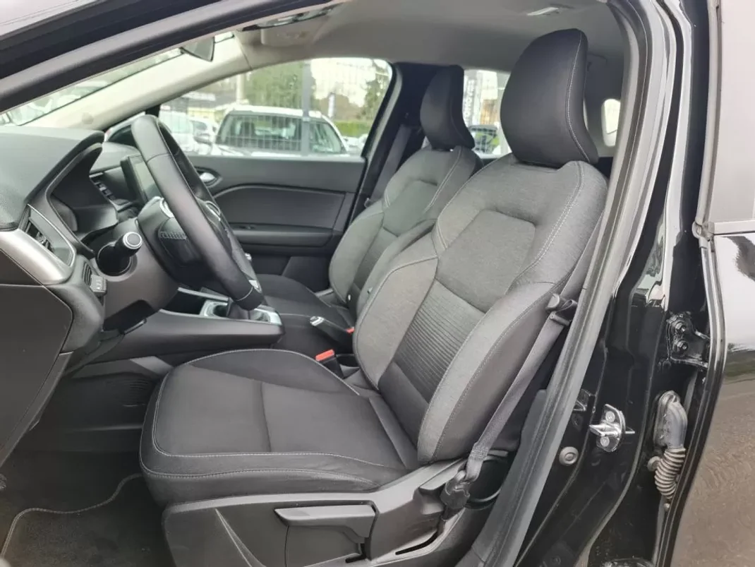 Renault Captur 2020 - 17990 EUR, 150000 km - AUTO.MOTO.pt - 150000km - foto 40 de 43