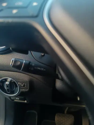 Mercedes-Benz CLA 200 2013 - 16900 EUR, 165407 km - AUTO.MOTO.pt - 165407km - foto 22 de 23