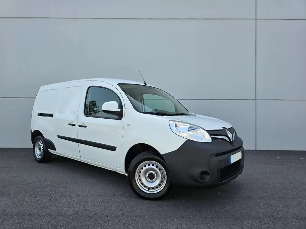 Renault 2021 - 12990 EUR, 90000 km - AUTO.MOTO.pt - 90000km - foto 4 de 25