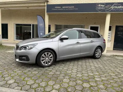 Peugeot 308 SW 2020 - 17900 EUR, 124000 km - AUTO.MOTO.pt - 124000km - foto 3 de 13