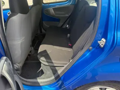 Toyota Aygo 2010 - 5490 EUR, 149000 km - AUTO.MOTO.pt - 149000km - foto 10 de 25