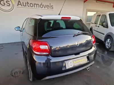 DS DS3 2011 - 9990 EUR, 188000 km - AUTO.MOTO.pt - 188000km - foto 7 de 22