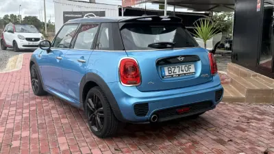 MINI Cooper 2018 - 19990 EUR, 102000 km - AUTO.MOTO.pt - 102000km - foto 6 de 27