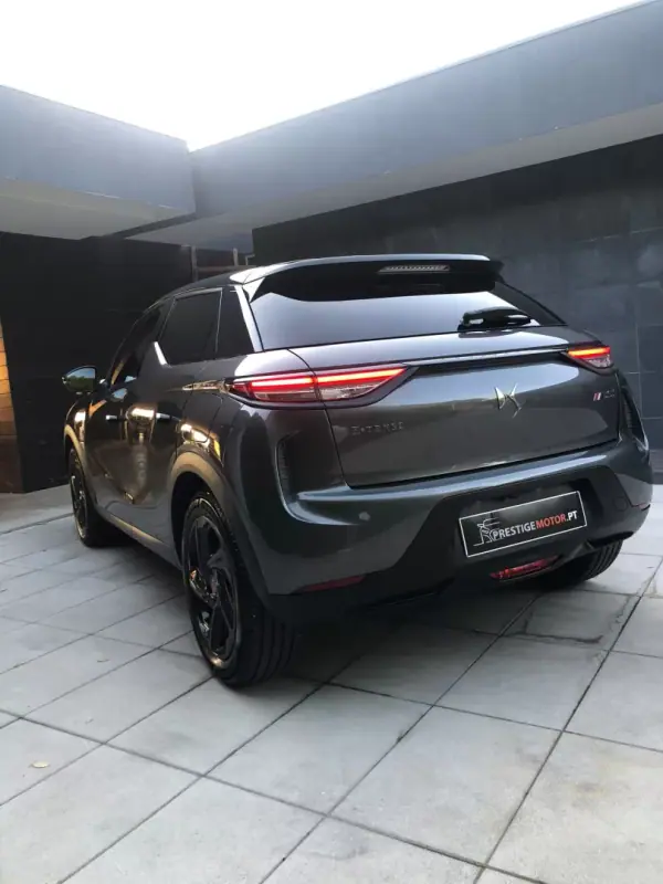DS DS3 Crossback 2020 - 16900 EUR, 112000 km - AUTO.MOTO.pt - 112000km - foto 4 de 40