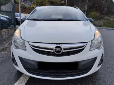 Opel Corsa 2011 - 5900 EUR, 220000 km - AUTO.MOTO.pt - 220000km - foto 2 de 24