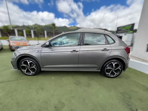 Volkswagen Polo 2021 - 18490 EUR, 71185 km - AUTO.MOTO.pt - 71185km - foto 8 de 14