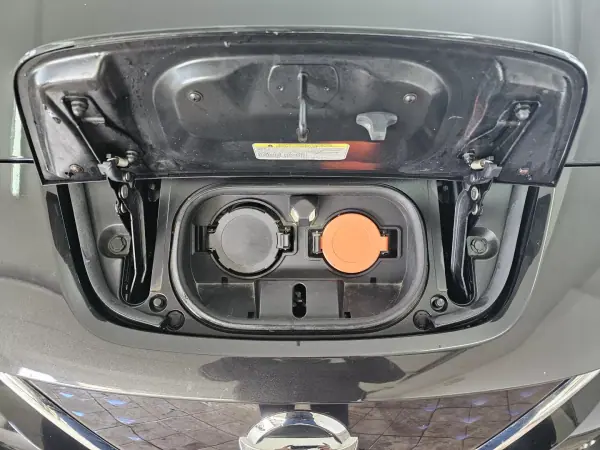 Nissan Leaf 2019 - 19500 EUR, 25097 km - AUTO.MOTO.pt - 25097km - foto 40 de 41