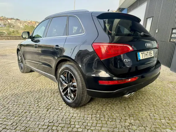Audi Q5 2008 - 13900 EUR, 201500 km - AUTO.MOTO.pt - 201500km - foto 4 de 25