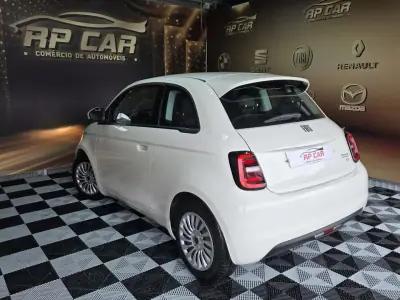 Fiat 500e 2023 - 15990 EUR, 8000 km - AUTO.MOTO.pt - 8000km - foto 11 de 20