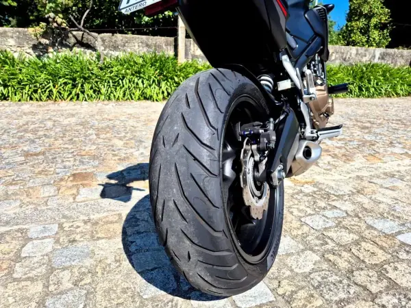 Honda CB 1000R 2017 - 5990 EUR, 25000 km - AUTO.MOTO.pt - 25000km - foto 13 de 24