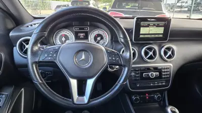 Mercedes-Benz A 180 2014 - 14990 EUR, 149000 km - AUTO.MOTO.pt - 149000km - foto 15 de 29