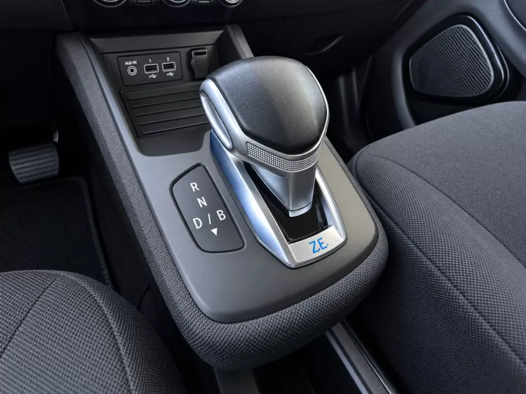 Renault Zoe 2020 - 9999 EUR, 198000 km - 198000km - foto 7 de 9
