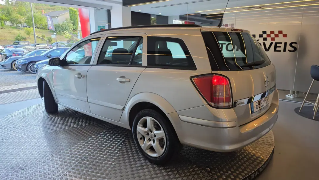 Opel Astra Caravan 2007 - 4750 EUR, 174500 km - 174500km - foto 20 de 45
