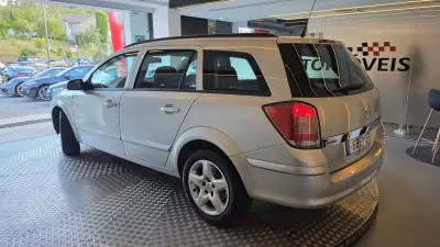 Opel Astra Caravan 2007 - 4750 EUR, 174500 km - 174500km - foto 20 de 45