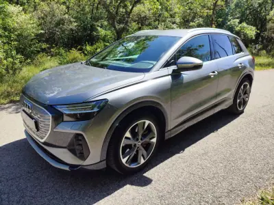 Audi Q4 e-tron 2021 - 24800 EUR, 180100 km - AUTO.MOTO.pt - 180100km - foto 7 de 22